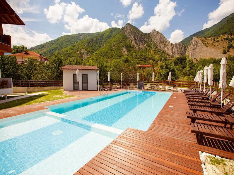 Irenes Resort Loutraki  Ngoại thất bức ảnh