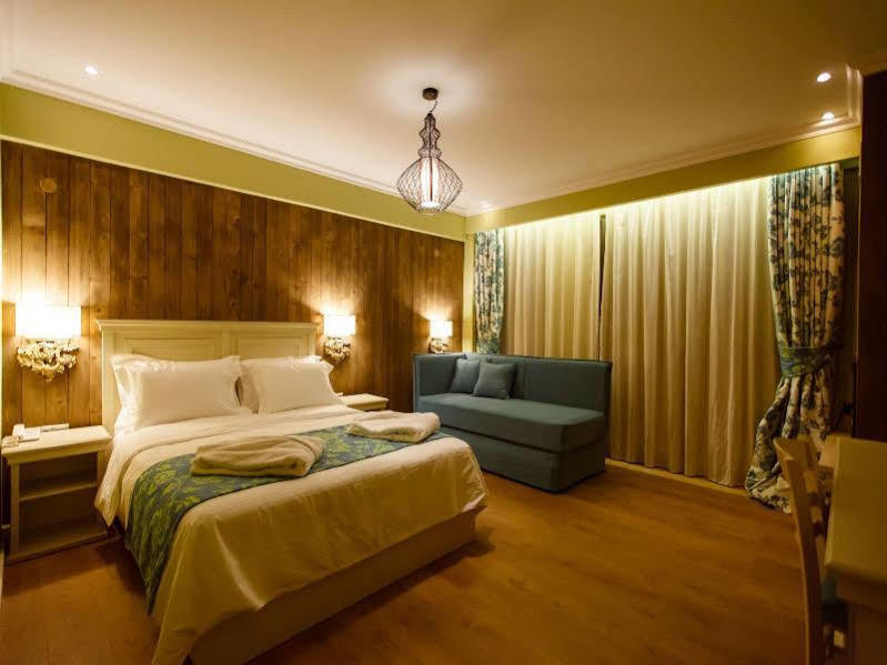 Irenes Resort Loutraki  Ngoại thất bức ảnh
